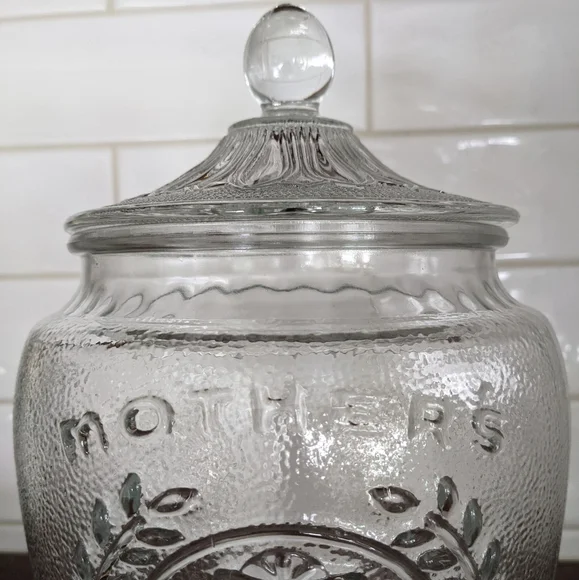 Vintage glass Mother's Cookie Jar - Picture 3 of 9